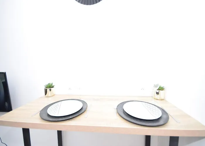 Hyper Centre - Wifi - Terrasse - Tramway - Lerelaisdodile2 Appartement Valenciennes